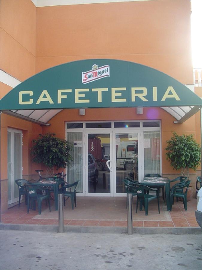 Hostal Vimar La Llosa Extérieur photo